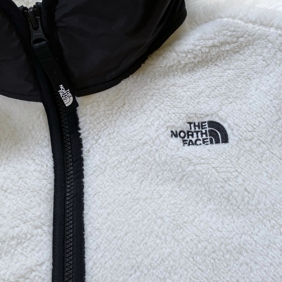 The North Face Women’s Dunraven Sherpa Crop Fleece - Picture 4 of 9